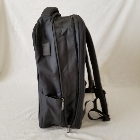 NWT! Fenruien Expandable Waterproof Laptop Backpack w/USB Cord & Luggage Strap - Picture 11 of 15